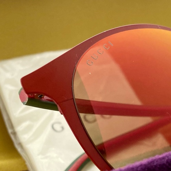 RED GUCCI SUNGLASSES - Picture 2 of 9
